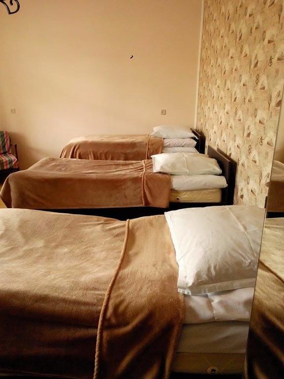 Red Stone Guest House Казбеги Номер фото