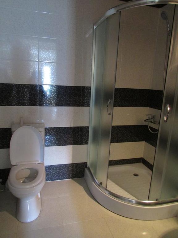 Red Stone Guest House Казбеги Номер фото