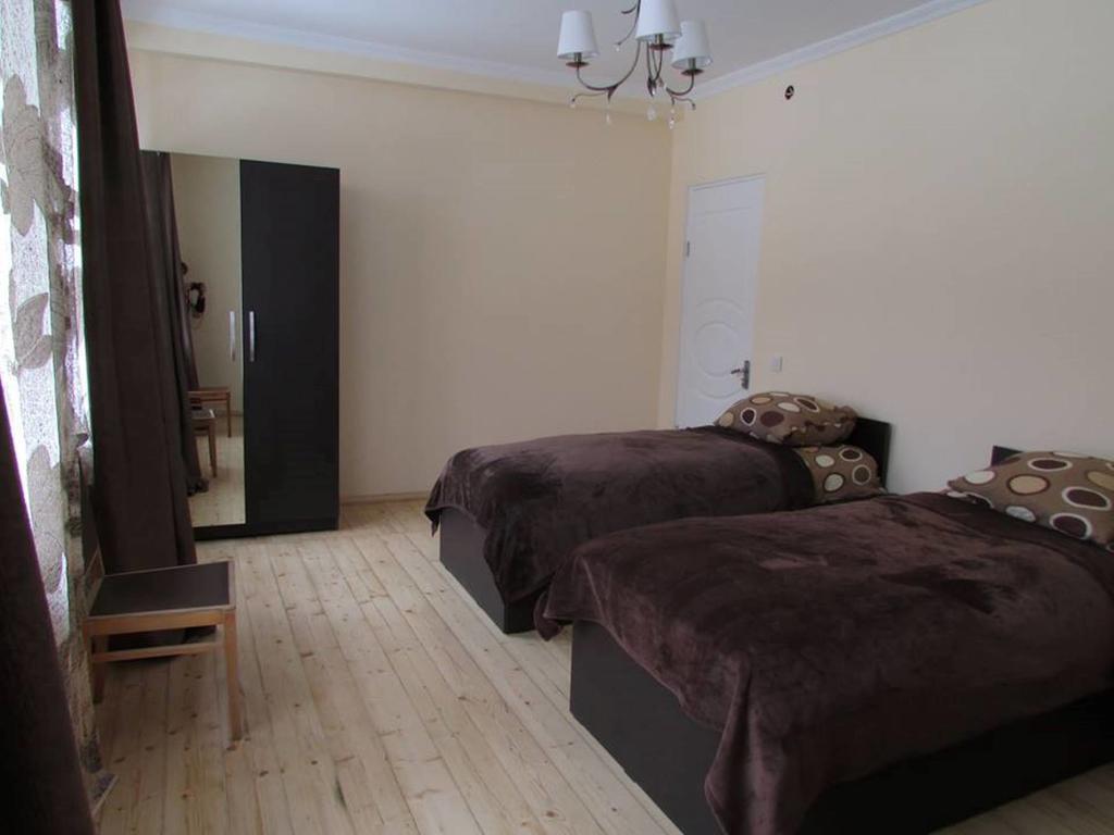 Red Stone Guest House Казбеги Номер фото