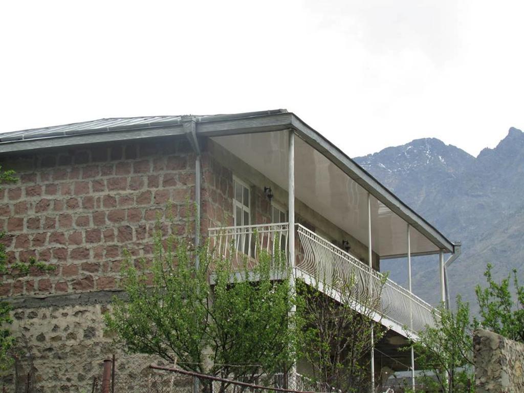 Red Stone Guest House Казбеги Номер фото